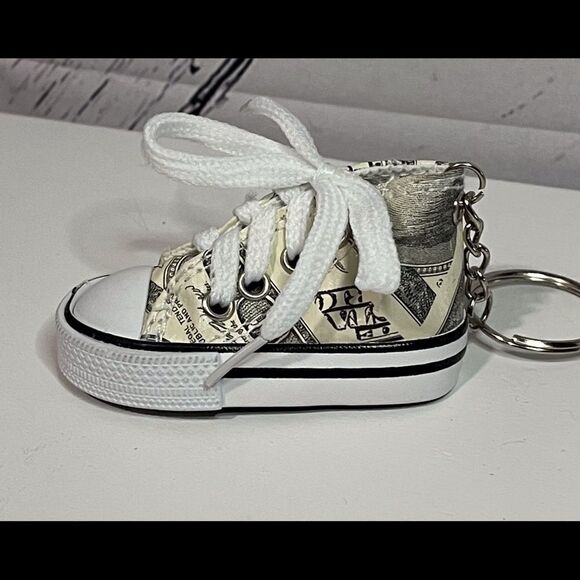 Money Shoe Keychain  - Picture 1 of 4